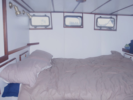 Aft cabin